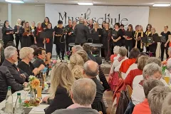 Liederabend_Chor-Sound-of-Joy-Werbach-mit-Sunray_TBB_20251011_211935